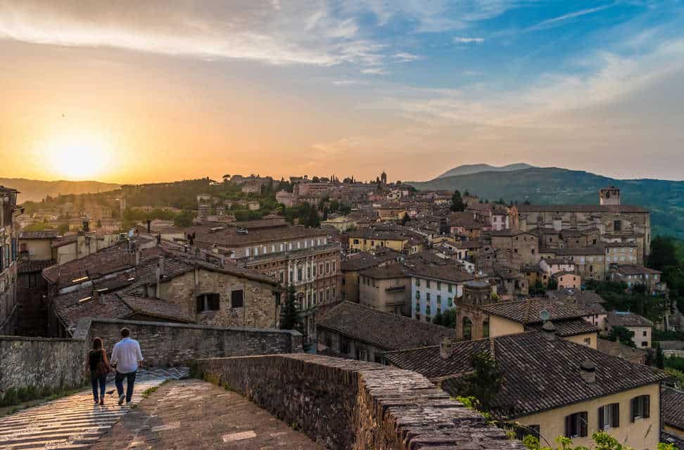 Meteo PERUGIA: autunno cancellato, temperature molto elevate