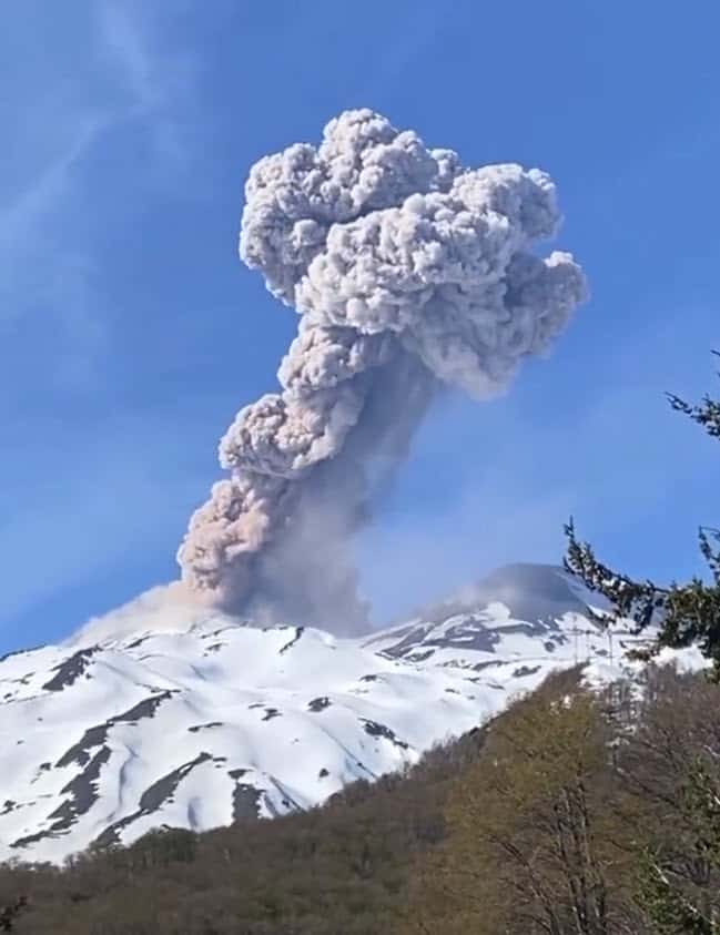 Eruzione esplosiva di Vulcano in Cile