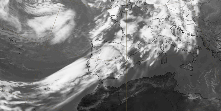 Meteo Weekend, non sarà Sole per tutti. Perturbazione in transito