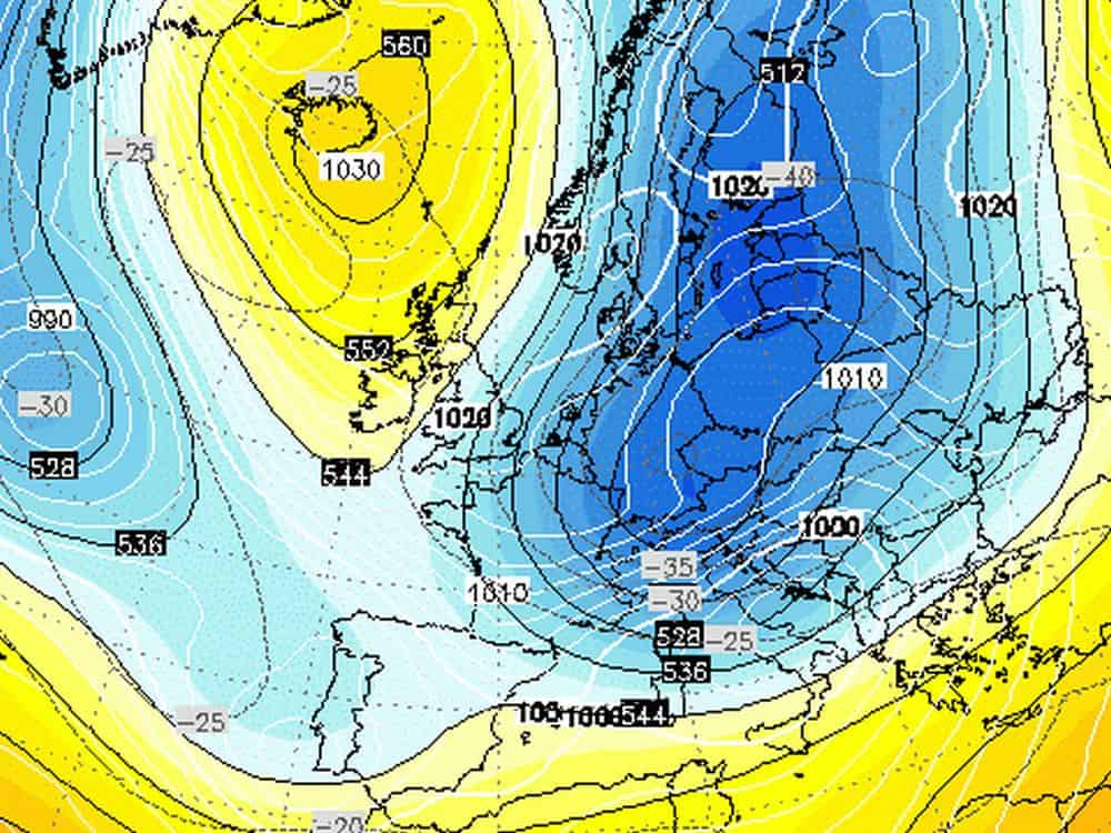Situazione a 500 hPa e al suolo alle ore 12 UTC del 5 gennaio 1985