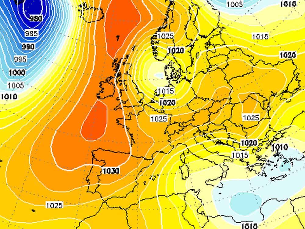 Situazione della pressione al livello del mare del 1° gennaio 1985 ore 00 UTC