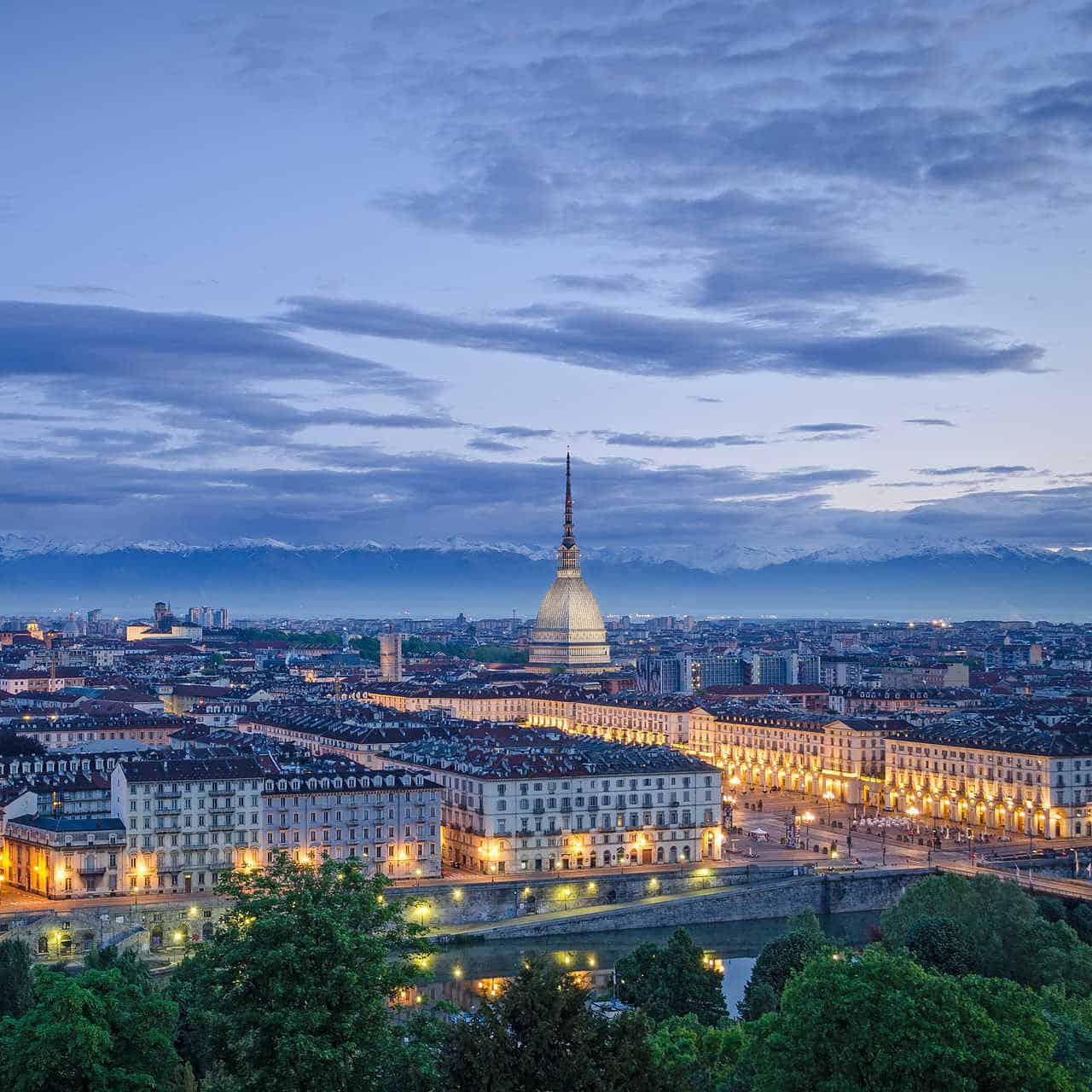 Meteo TORINO. Dalla mitezza di oggi al gelo con la neve 1 AdobeStock 65329993
