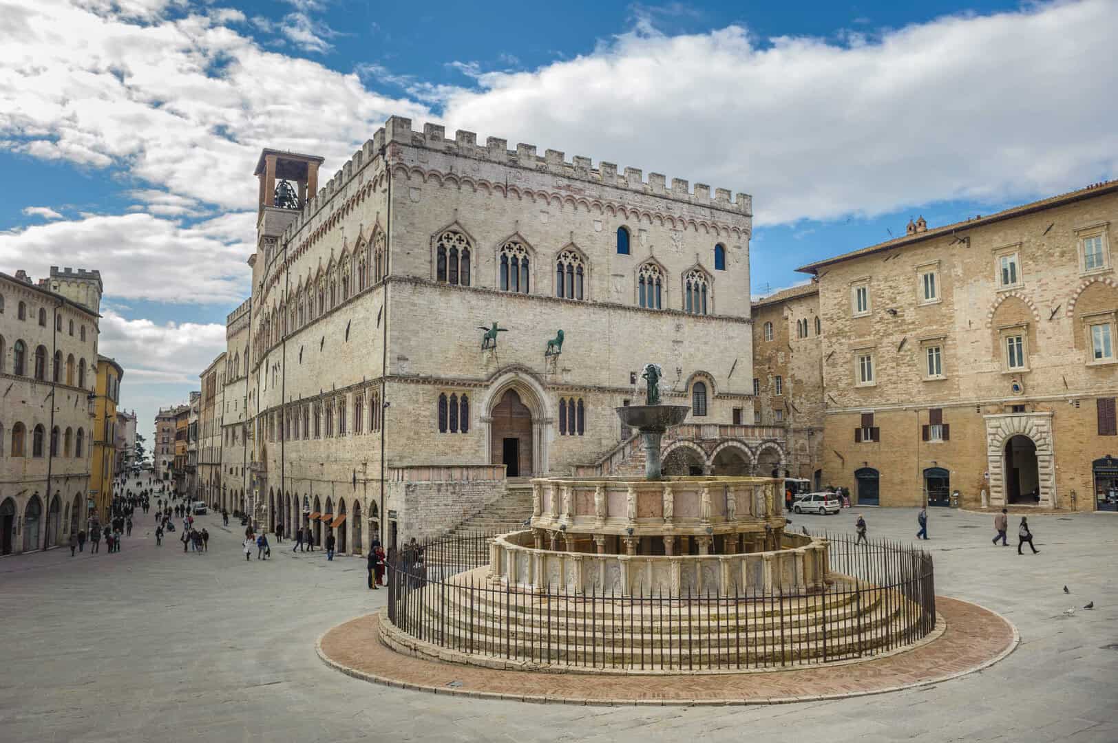 Meteo PERUGIA. Bel tempo, con tendenza a nubi e qualche temporale