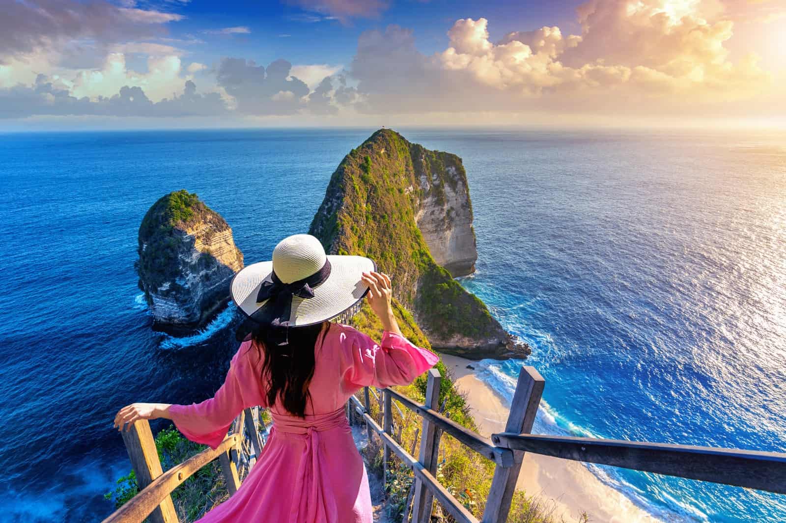 Viaggiare a Bali ad Aprile: Le Spiagge, Il Cibo, Dove Alloggiare e Che Clima Troviamo.