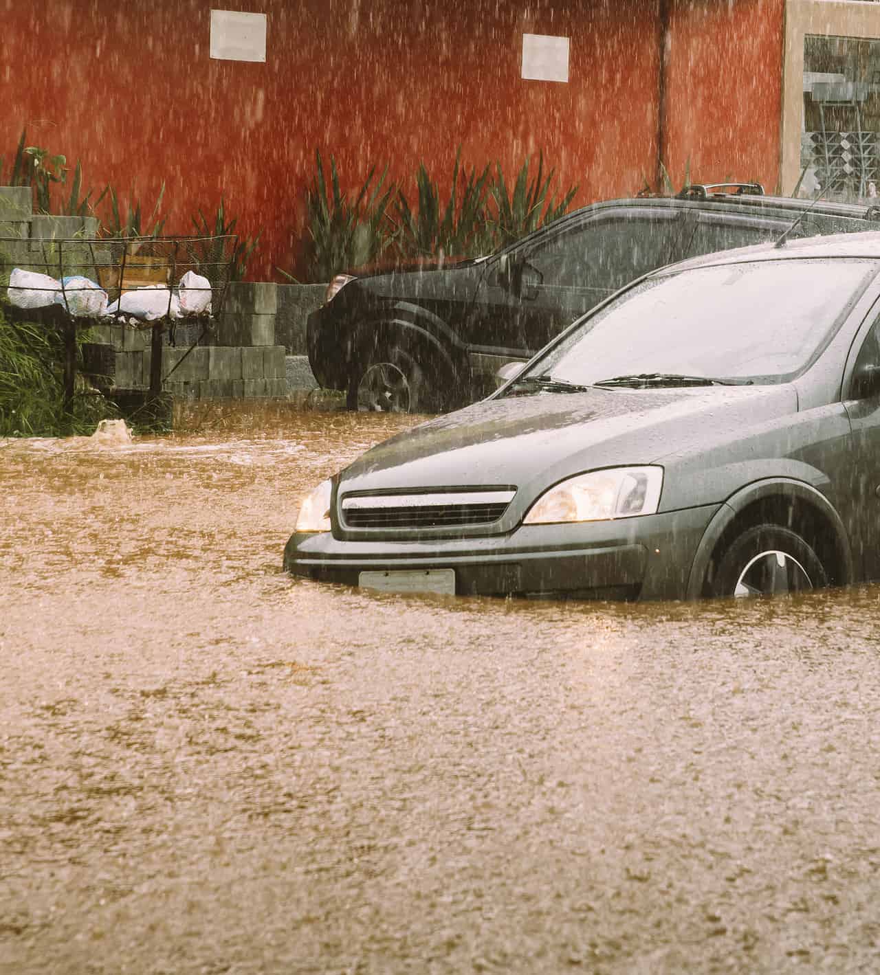 Bomba d'acqua: un fenomeno atmosferico controverso solo in Italia 25 Bomba d’acqua: un fenomeno atmosferico controverso solo in Italia