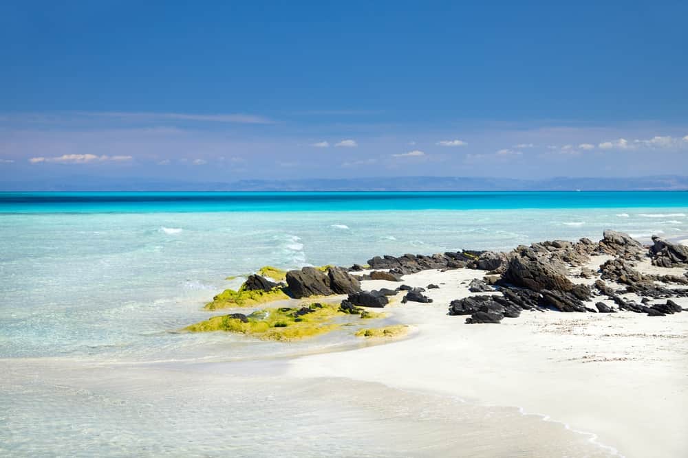 Un Paradiso dal Sabor Meditteraneo: l’Italia che ricorda le Maldive