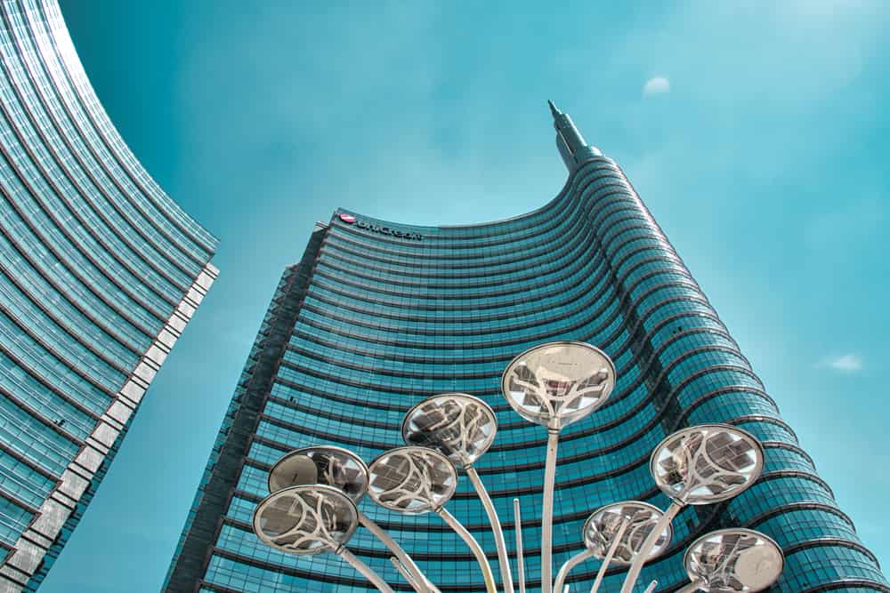 I giganti di vetro e acciaio: alla scoperta dei grattacieli italiani