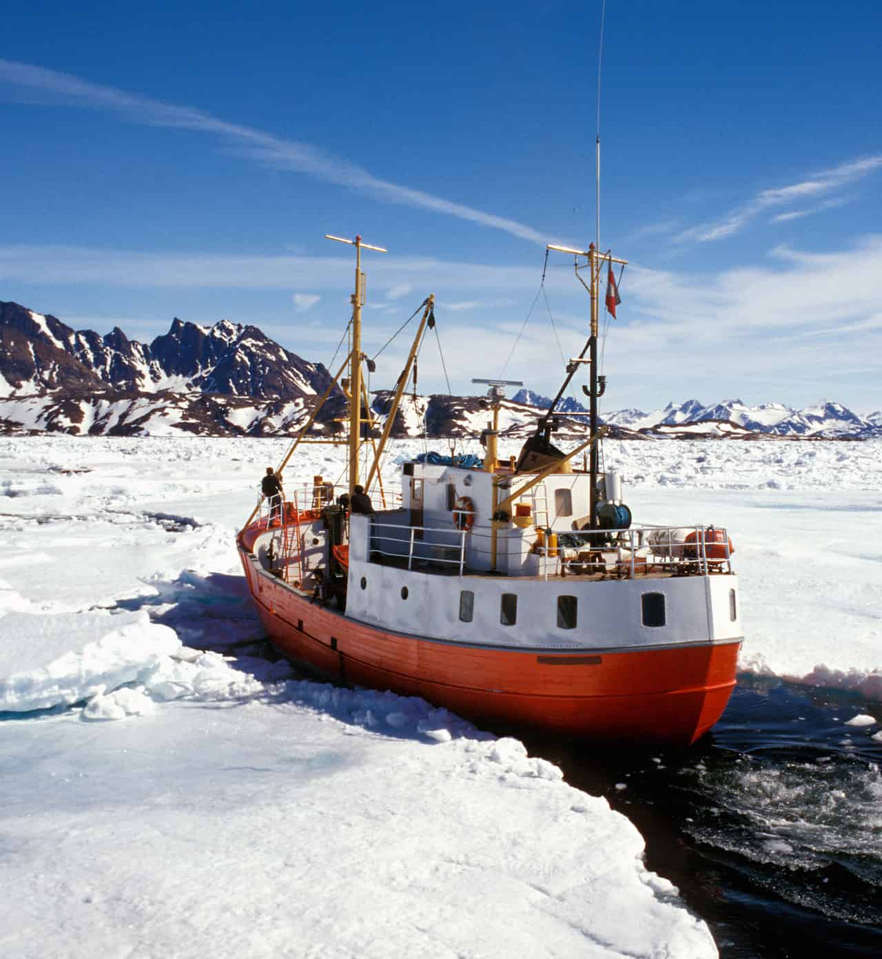 Viaggio in Groenlandia: Cosa Vedere, Cosa Fare e Come Organizzare l’Avventura tra i Ghiacci