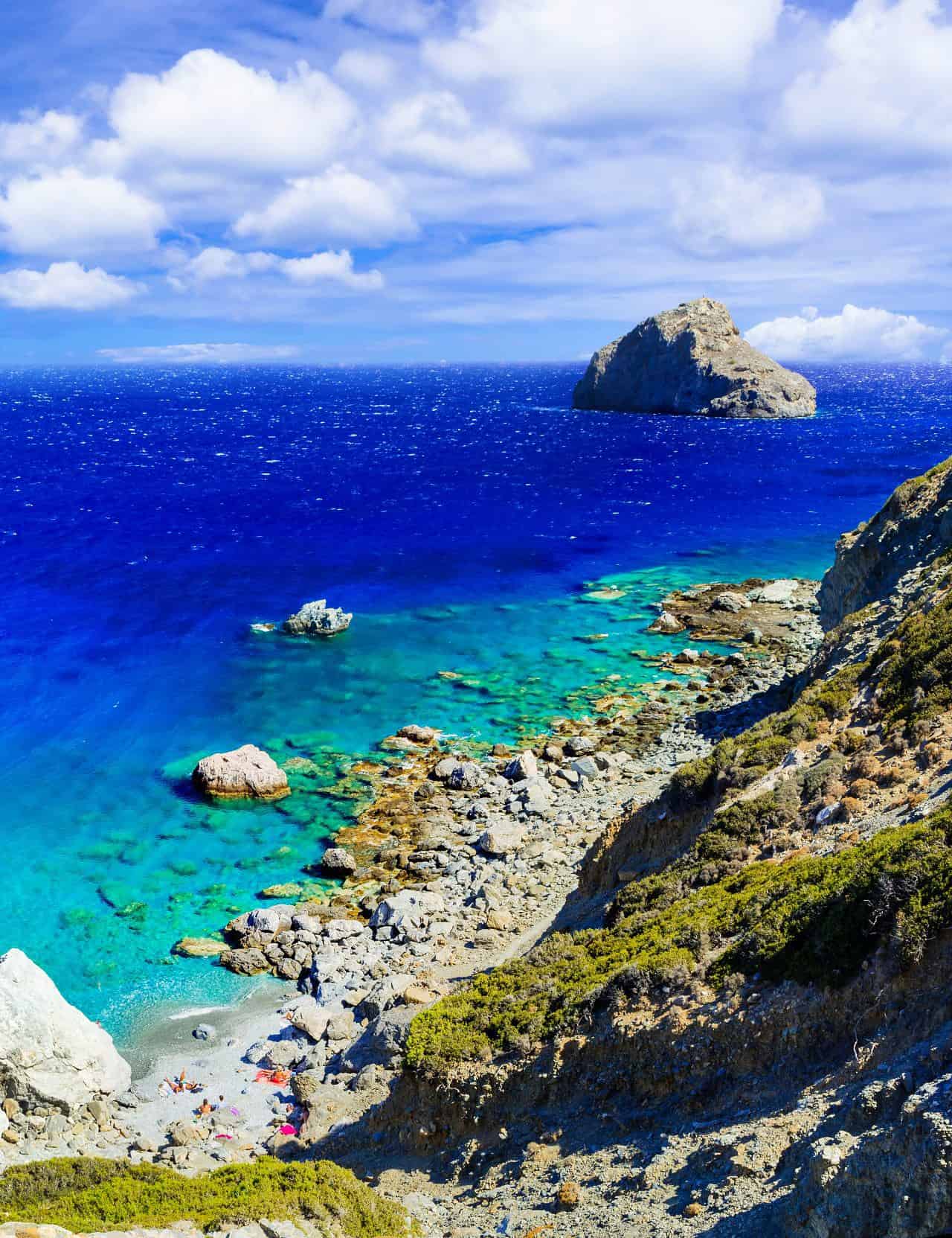 Amorgos: attività e luoghi da visitare sull’isola (non solo spiagge) 3 Amorgos: attività e luoghi da visitare sull’isola (non solo spiagge)