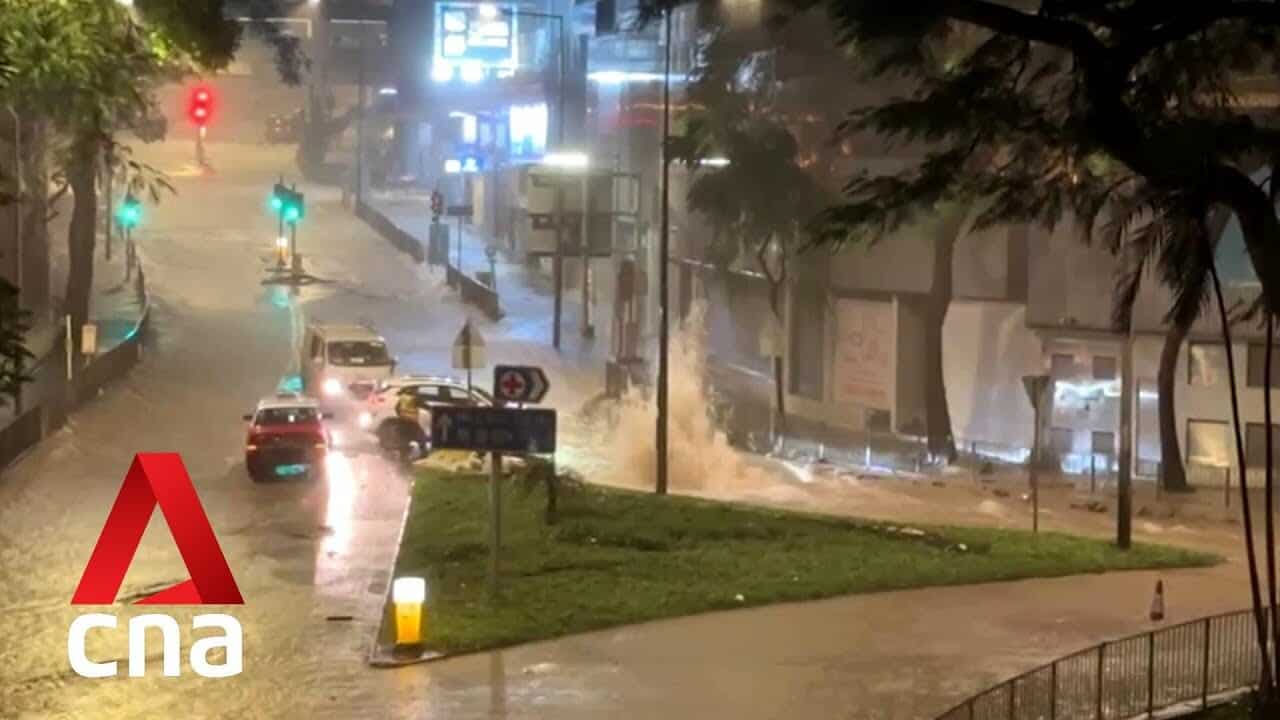 A Hong Kong pioggia estrema, la più intensa in 140 anni