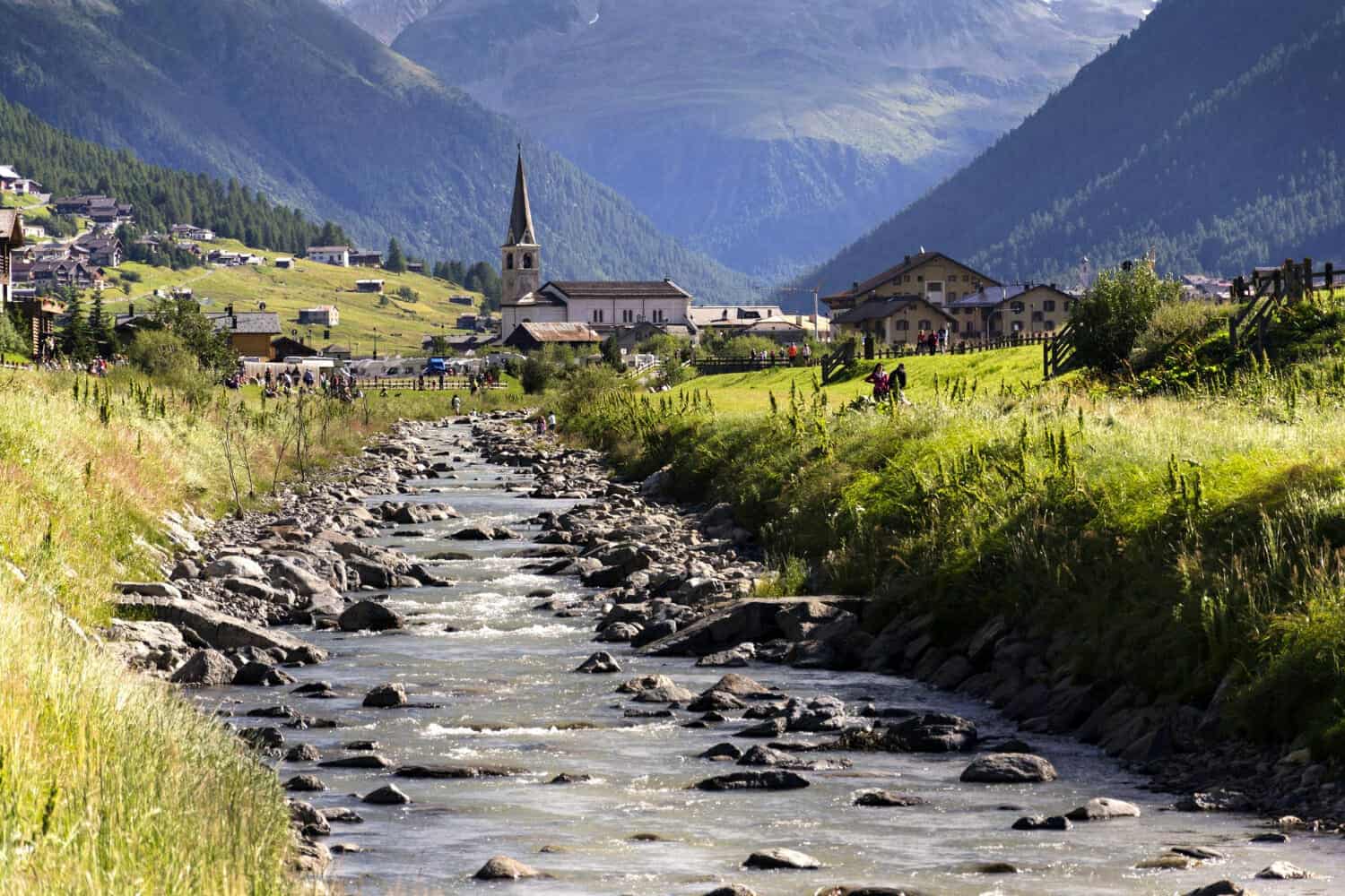 I 15 villaggi montani ideali da visitare in autunno