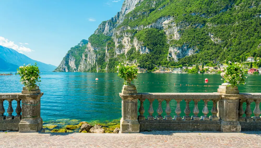 Viaggio a Peschiera sul Garda, un affascinante borgo lacustre da scoprire