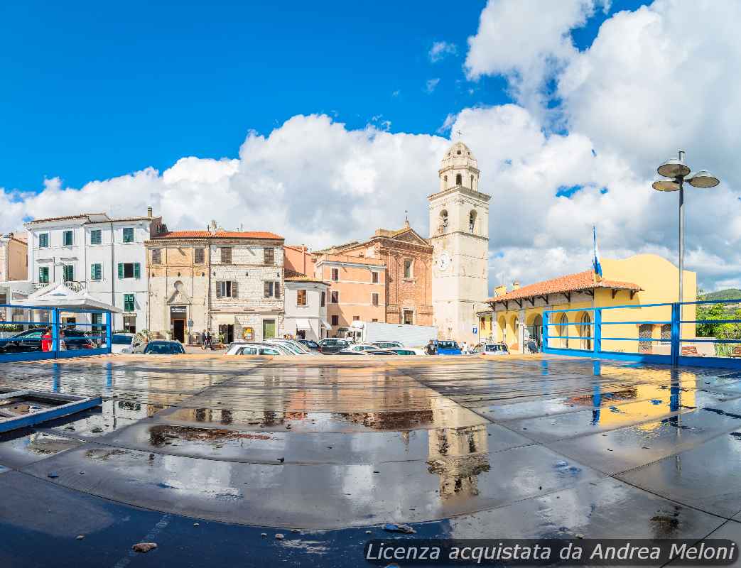 Meteo Ancona: nuvolosità e piovaschi in arrivo, vento in aumento