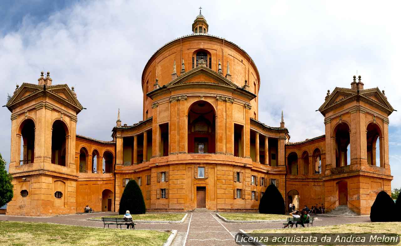 Meteo Bologna: nubi sparse oggi, ma sole splendente nei prossimi giorni