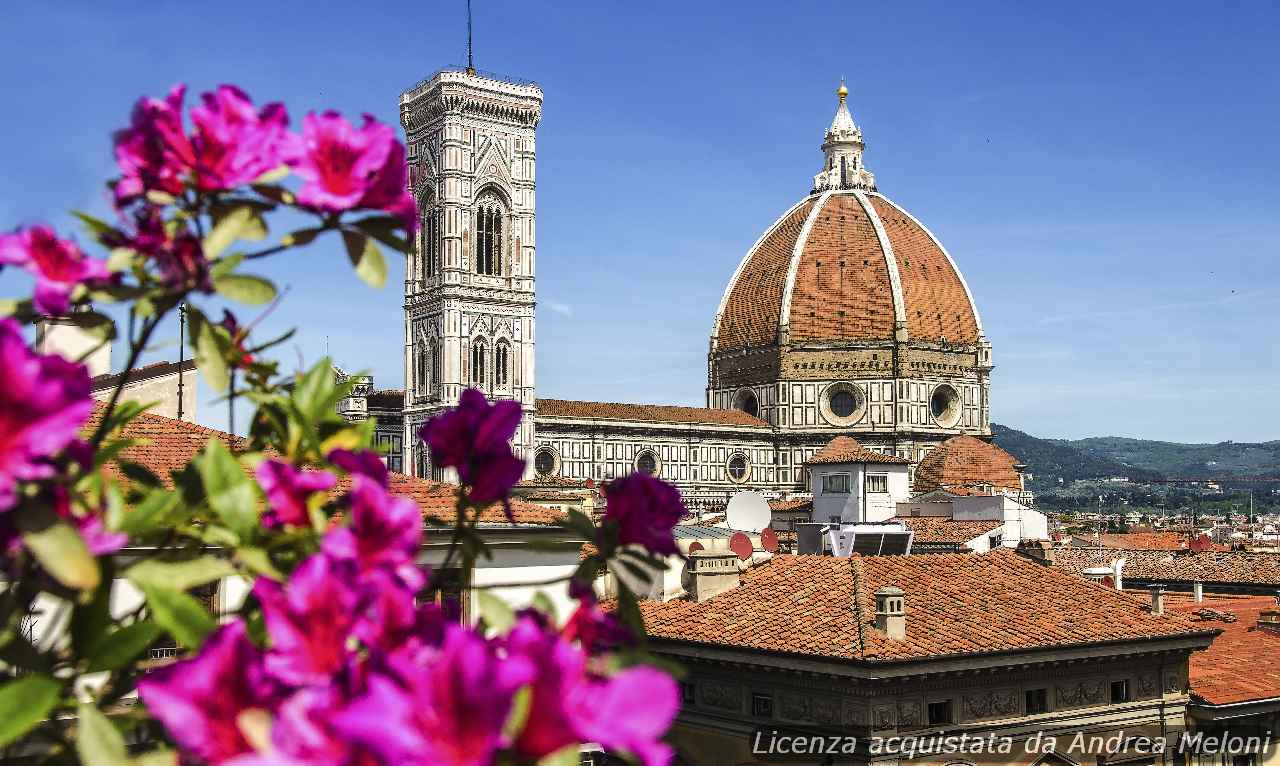Meteo Firenze: sole splendente e brezze leggere in arrivo