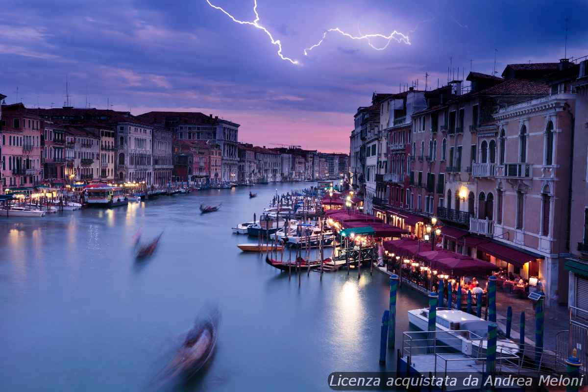 Meteo Venezia: sole e cieli limpidi, ma attenti alla nebbia in arrivo!
