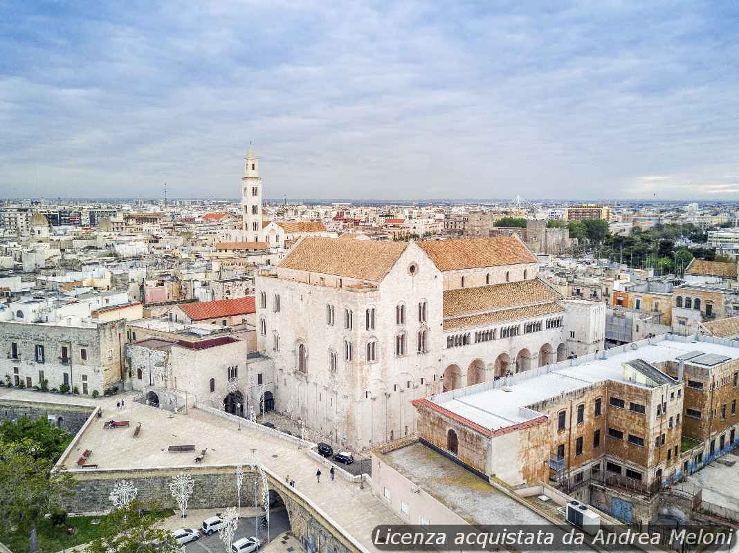 Meteo Bari: oggi sole splendente, domani nuvole in arrivo