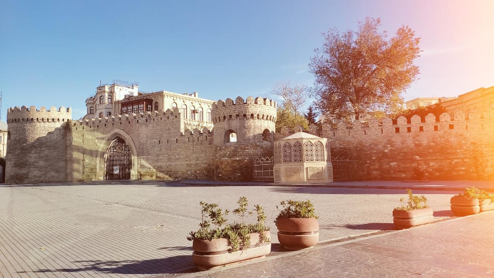 fortezza della citta vecchia di baku in azerbaijan