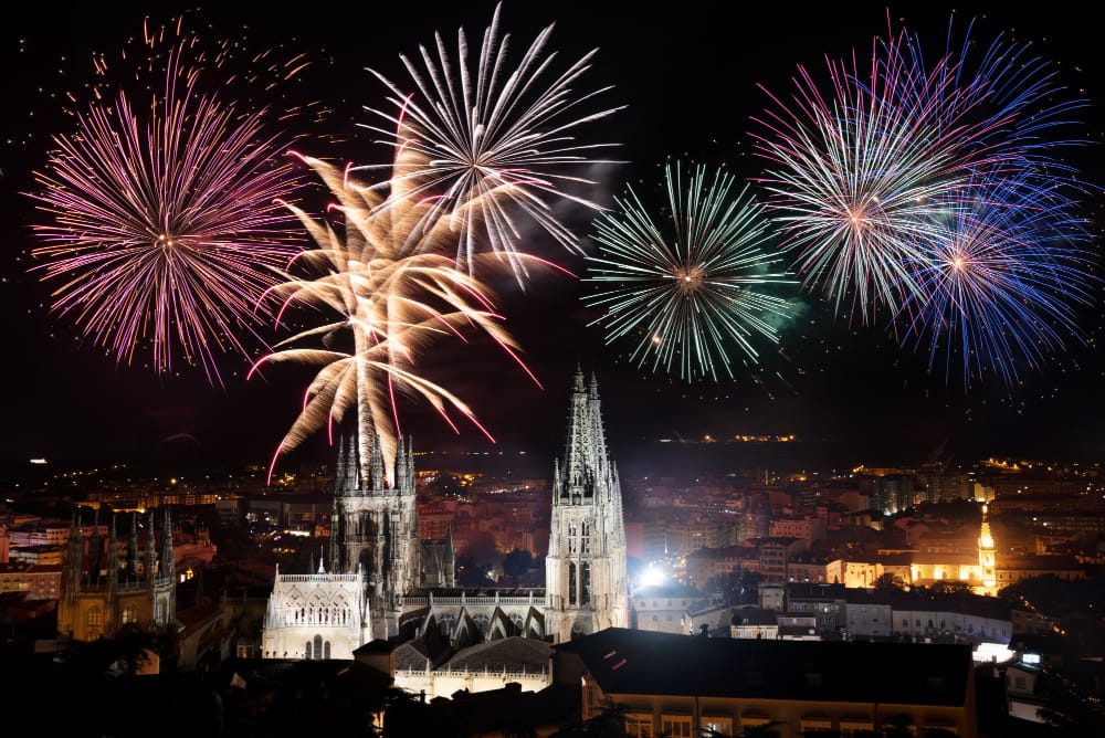 fuochi d artificio nuovo anno di burgos in spagna