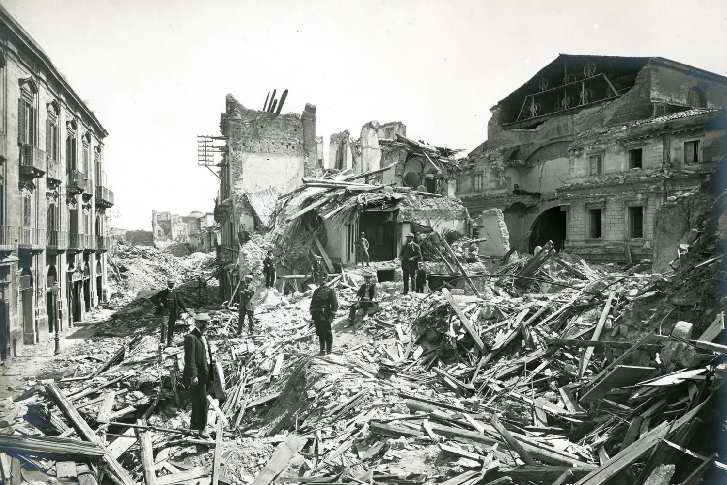 Il terremoto di Messina e Reggio Calabria del 1908, 28 Dicembre