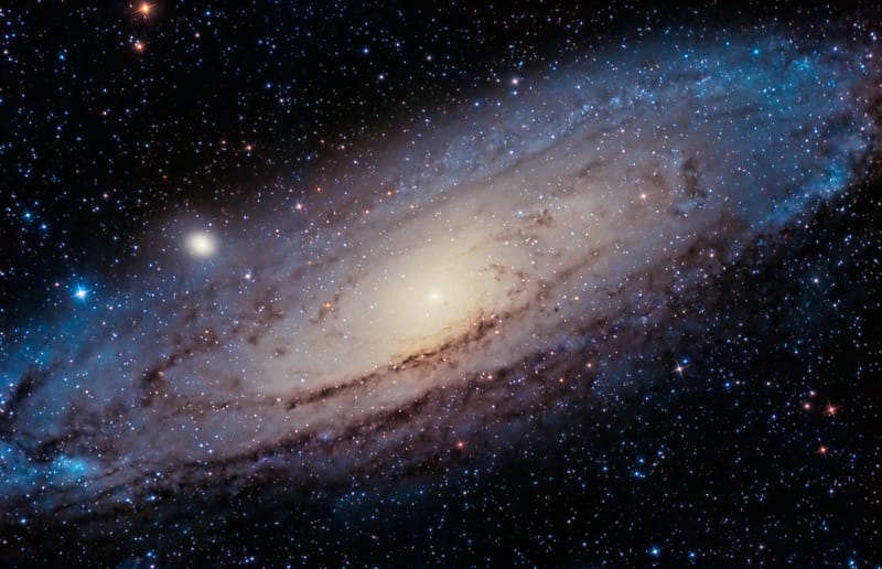Guarda il cielo e accendi la macchina del tempo
