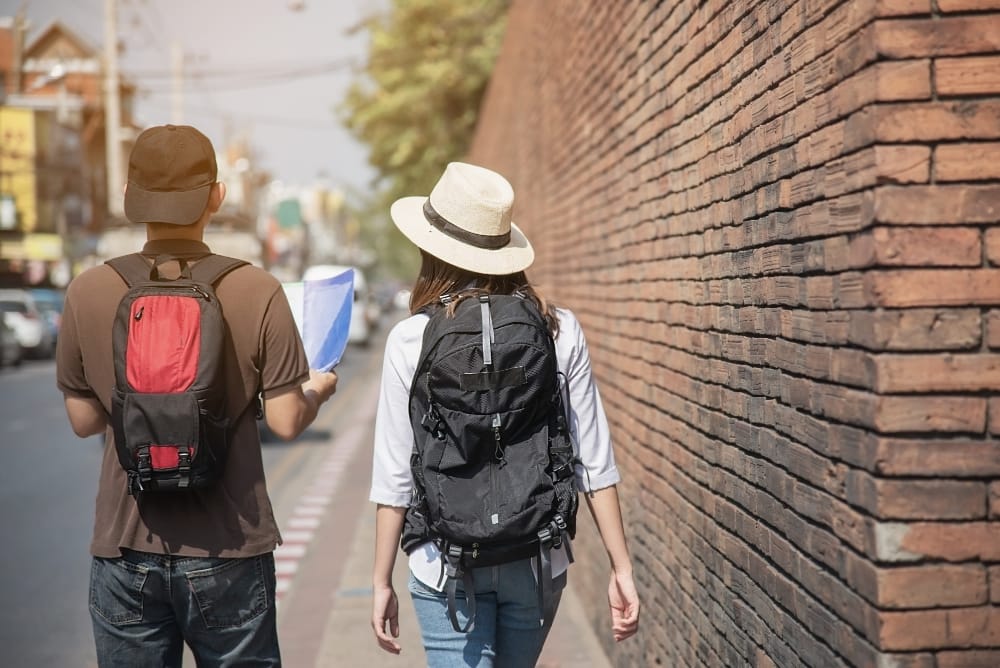 svelti viaggiatori cinesi