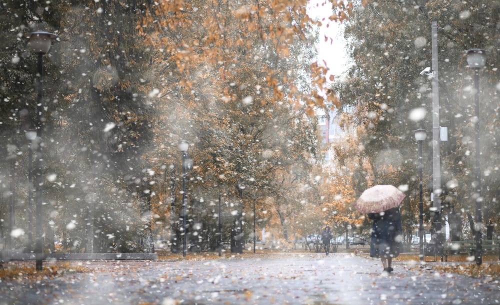 tempesta pioggia neve ghiaccio