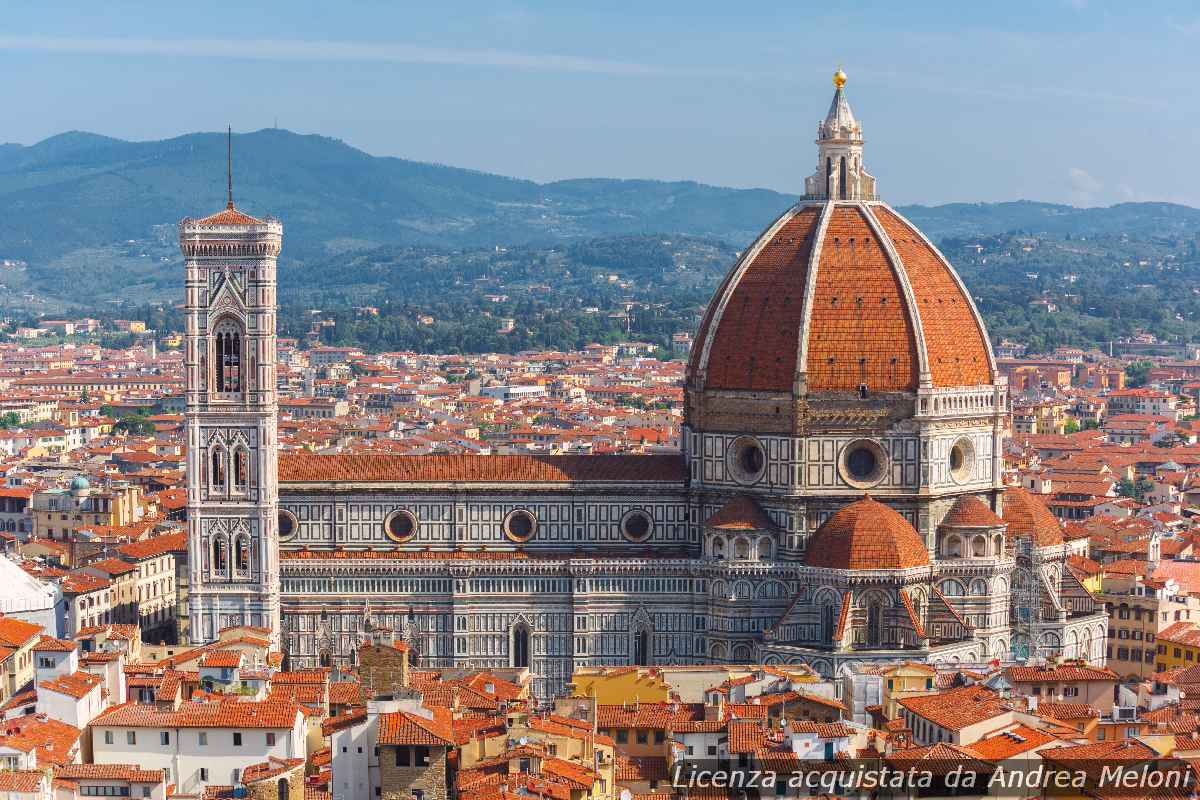 Previsione meteo Firenze: pioggia e nuvole in arrivo, attenti ai rovesci!