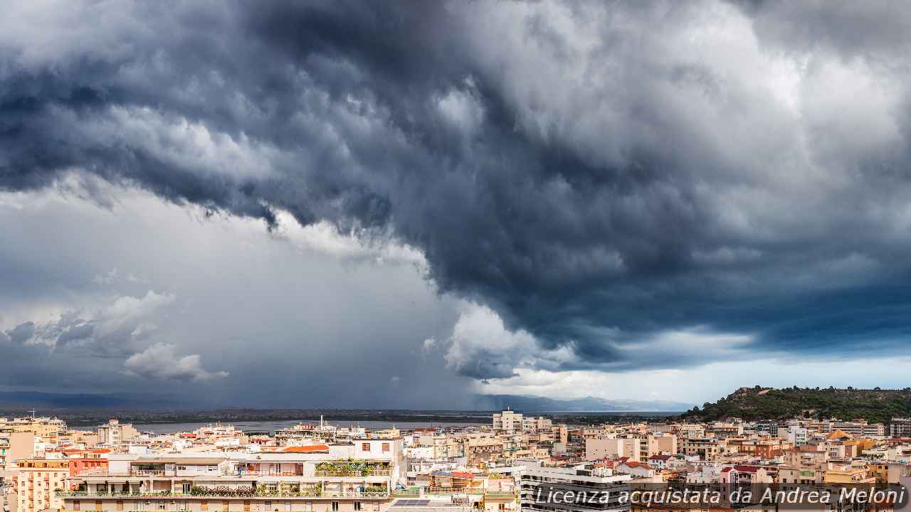 Previsione meteo Cagliari: nubi e rovesci in arrivo, attenzione al vento