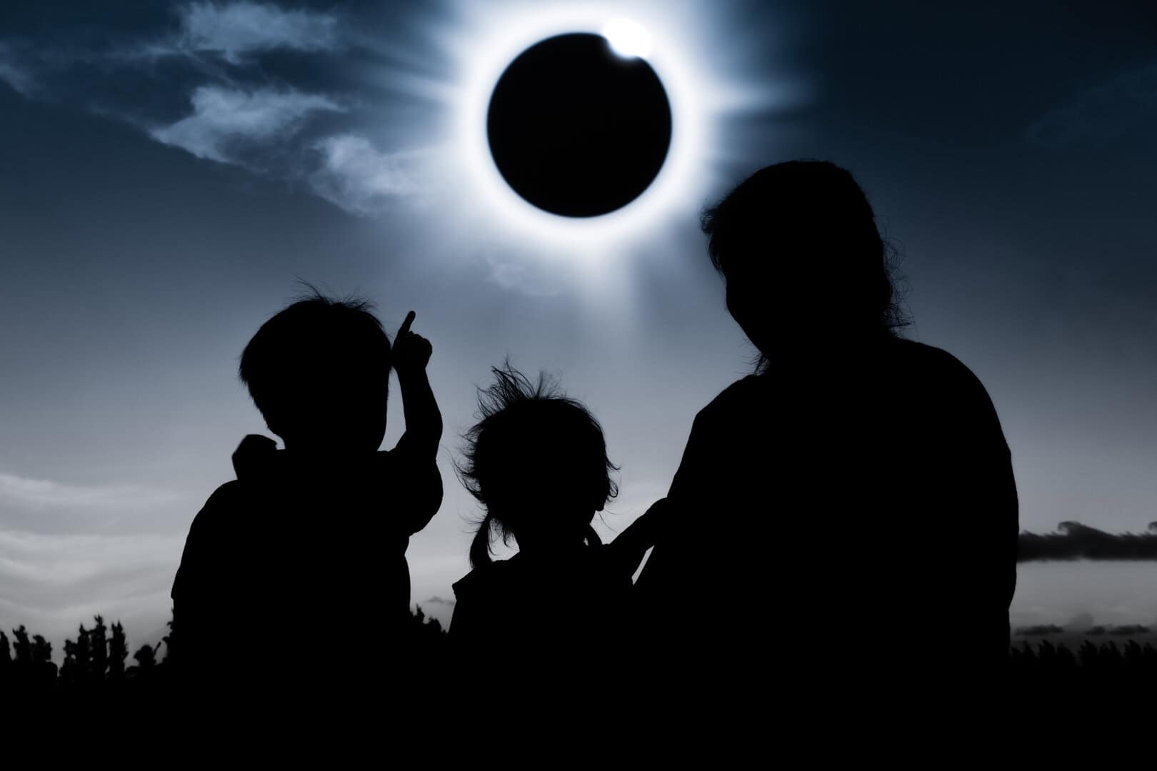 Eclissi Solare Totale, prevista apertura anche degli stati per osservare evento storico