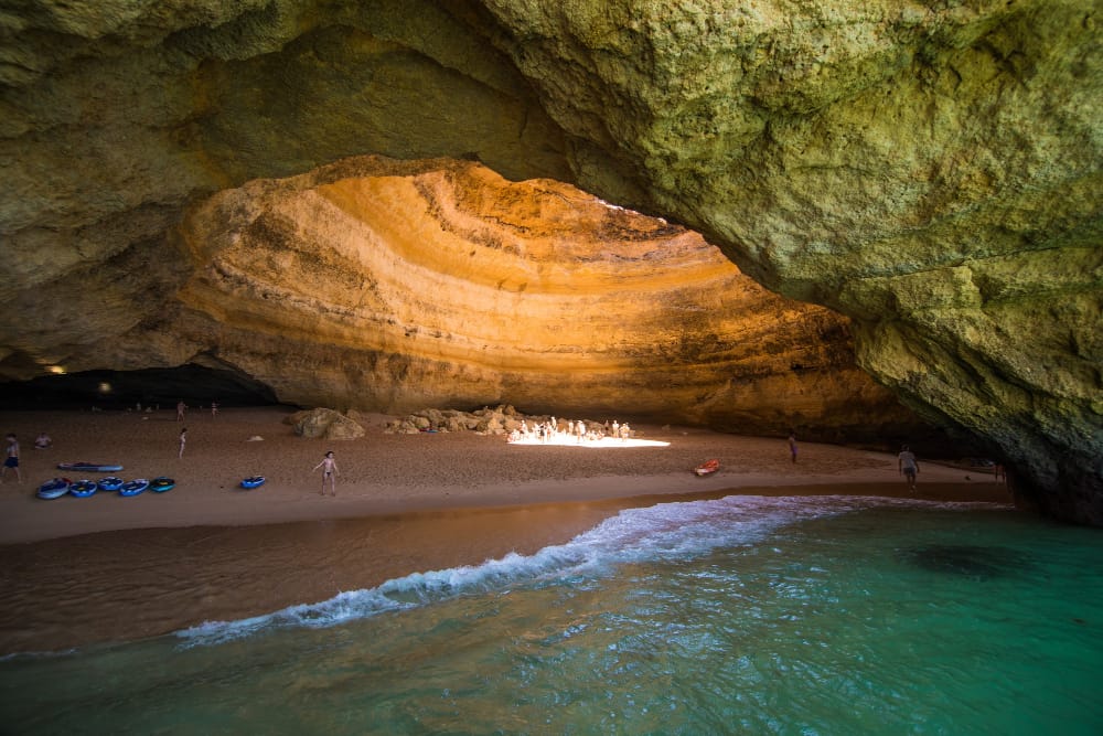 grotte meraviglie sotterranee