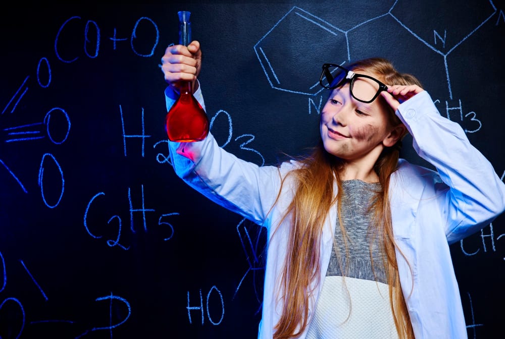 orgoglioso piccolo professore di chimica