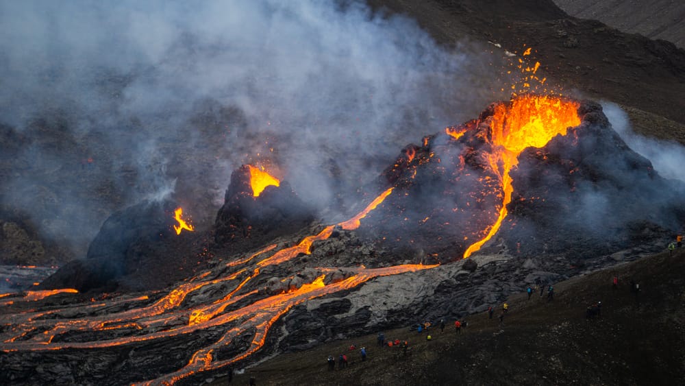 vulcano grindavik islanda nuova eruzione