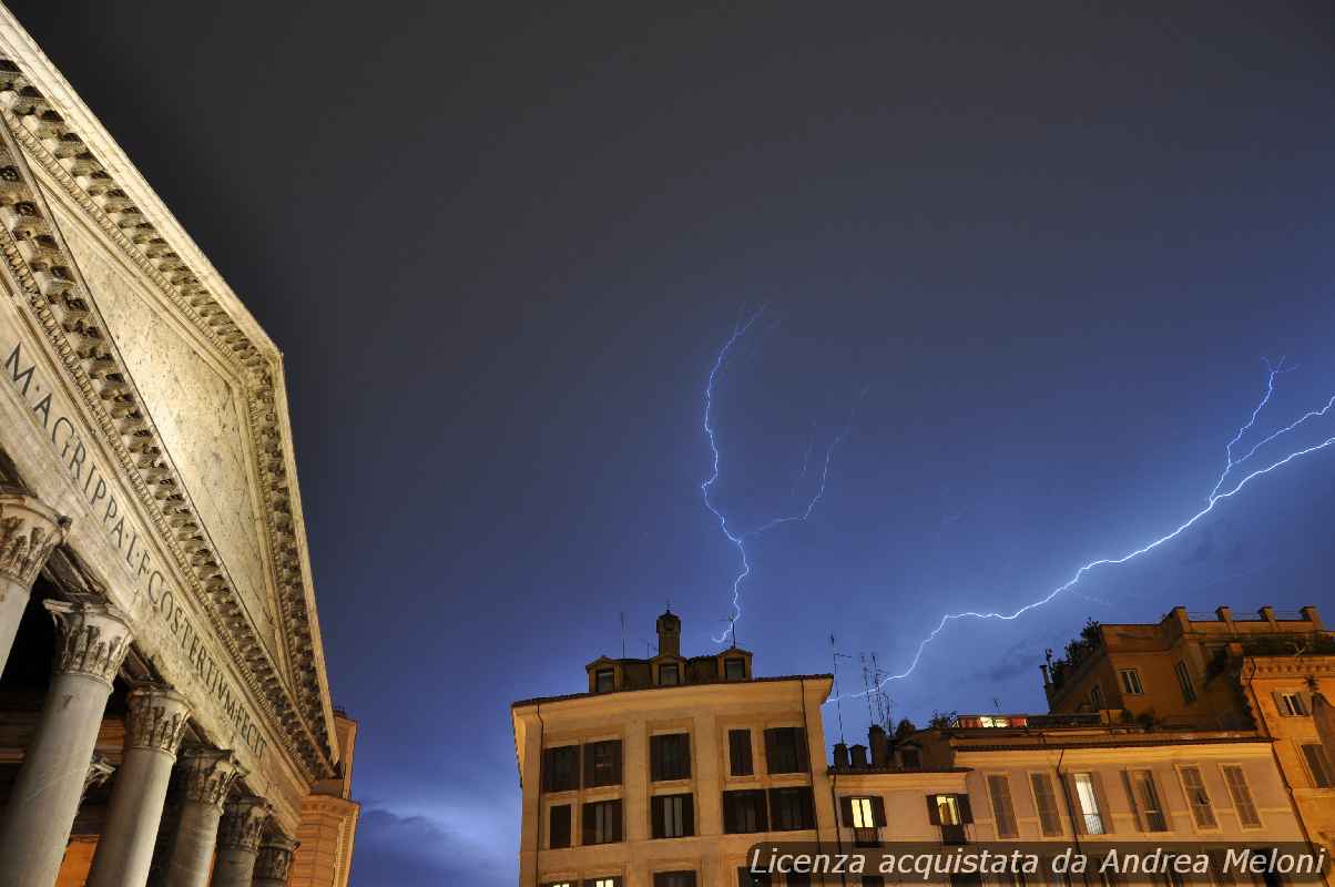 Meteo Roma oggi poco nuvoloso, poi molto nuvoloso con rovesci, ventoso a tratti