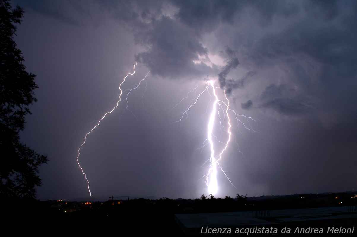 Meteo Roma: domani nuvoloso con piovaschi, seguiti da nubi sparse e vento