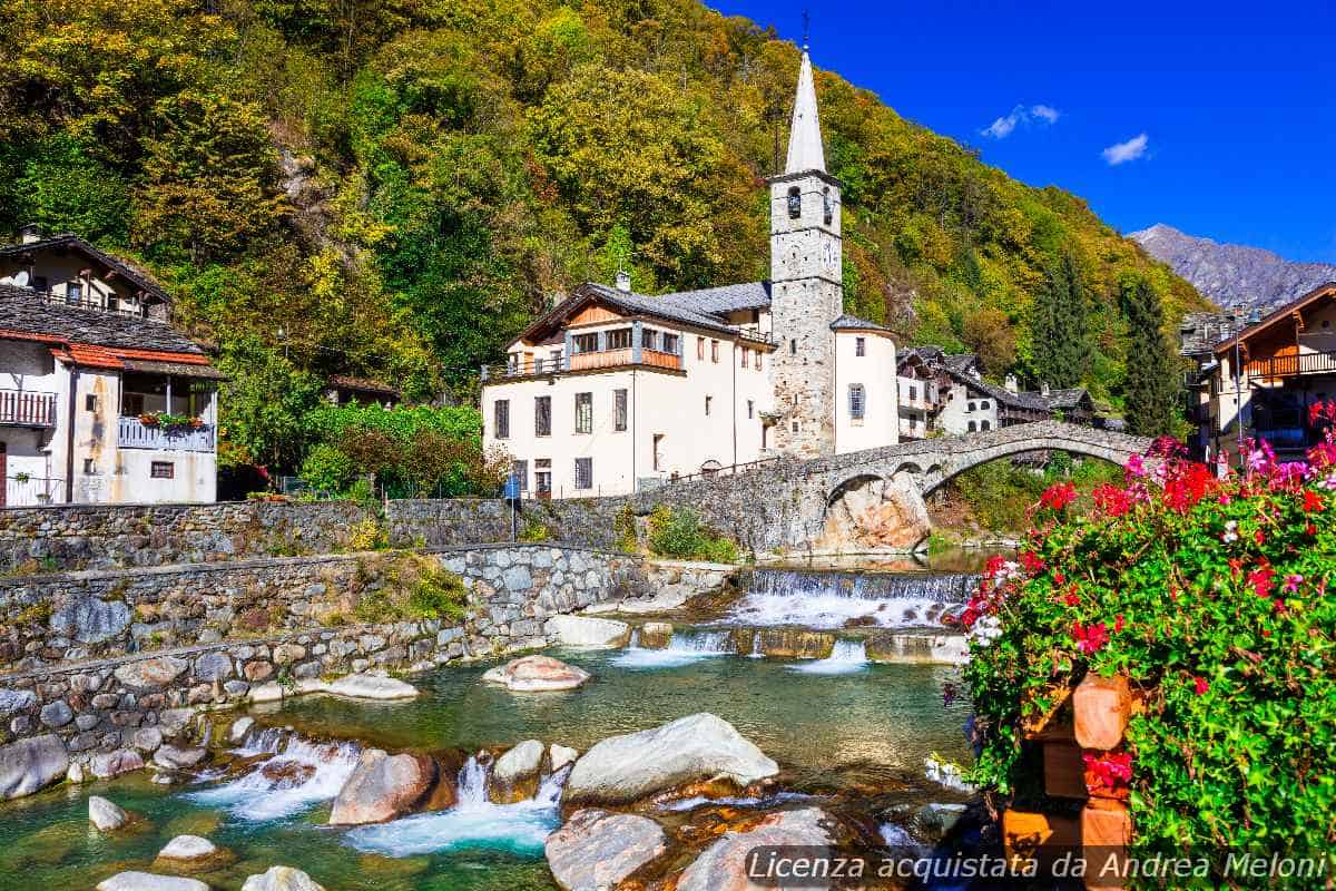 Meteo Aosta: Domani tra nuvole e pioggia, attesi venti forti