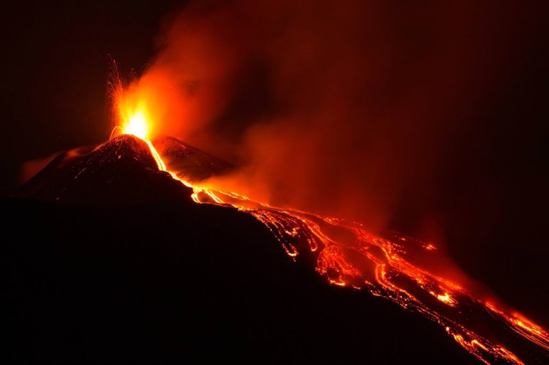 Emissioni di anidride solforosa dai vulcani islandesi raggiungono l’Europa continentale