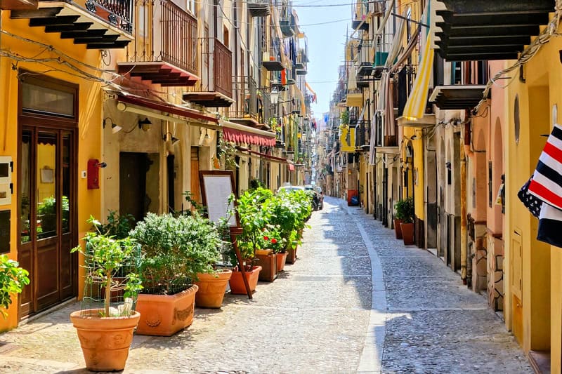 Foehn in Sicilia porta caldo record, quasi +30°C sul Tirreno