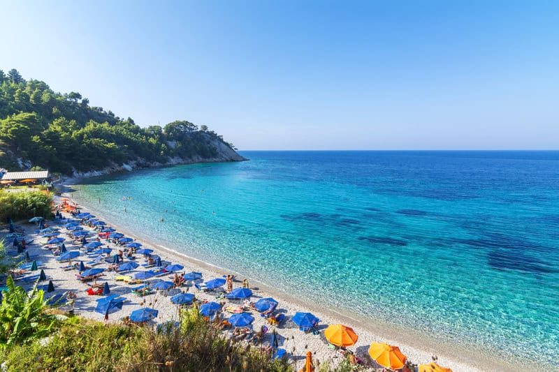 Esplorazione enogastronomica e storica dell’Isola di Samos, Grecia: un viaggio tra antichità e produzione vinicola