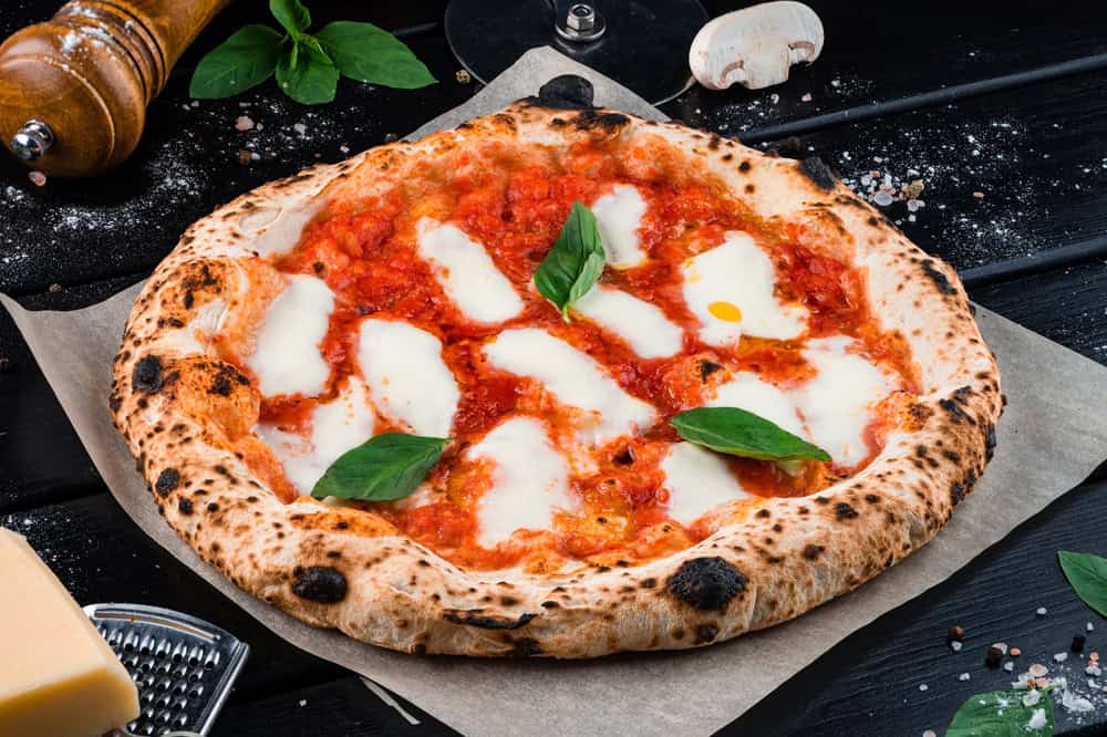 Napoli e‌ la⁤ sua‍ anima: sapori ⁤e⁣ tradizioni‌ in 48 ore