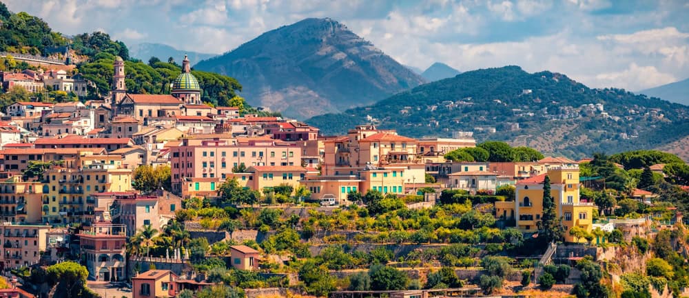 Salerno, tra il mare ⁤e i monti: un weekend di scoperte