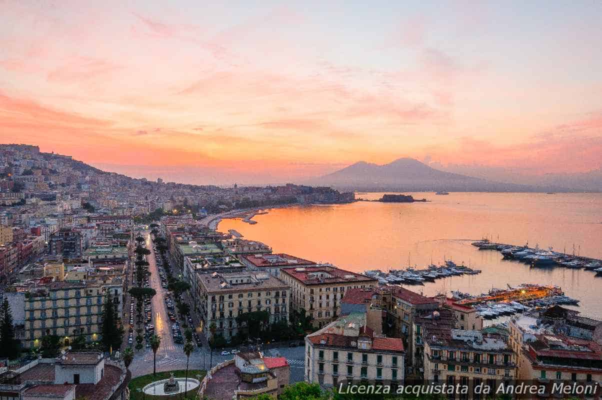 Meteo Napoli: domani cielo limpido, seguito da giornate all’insegna del bel tempo