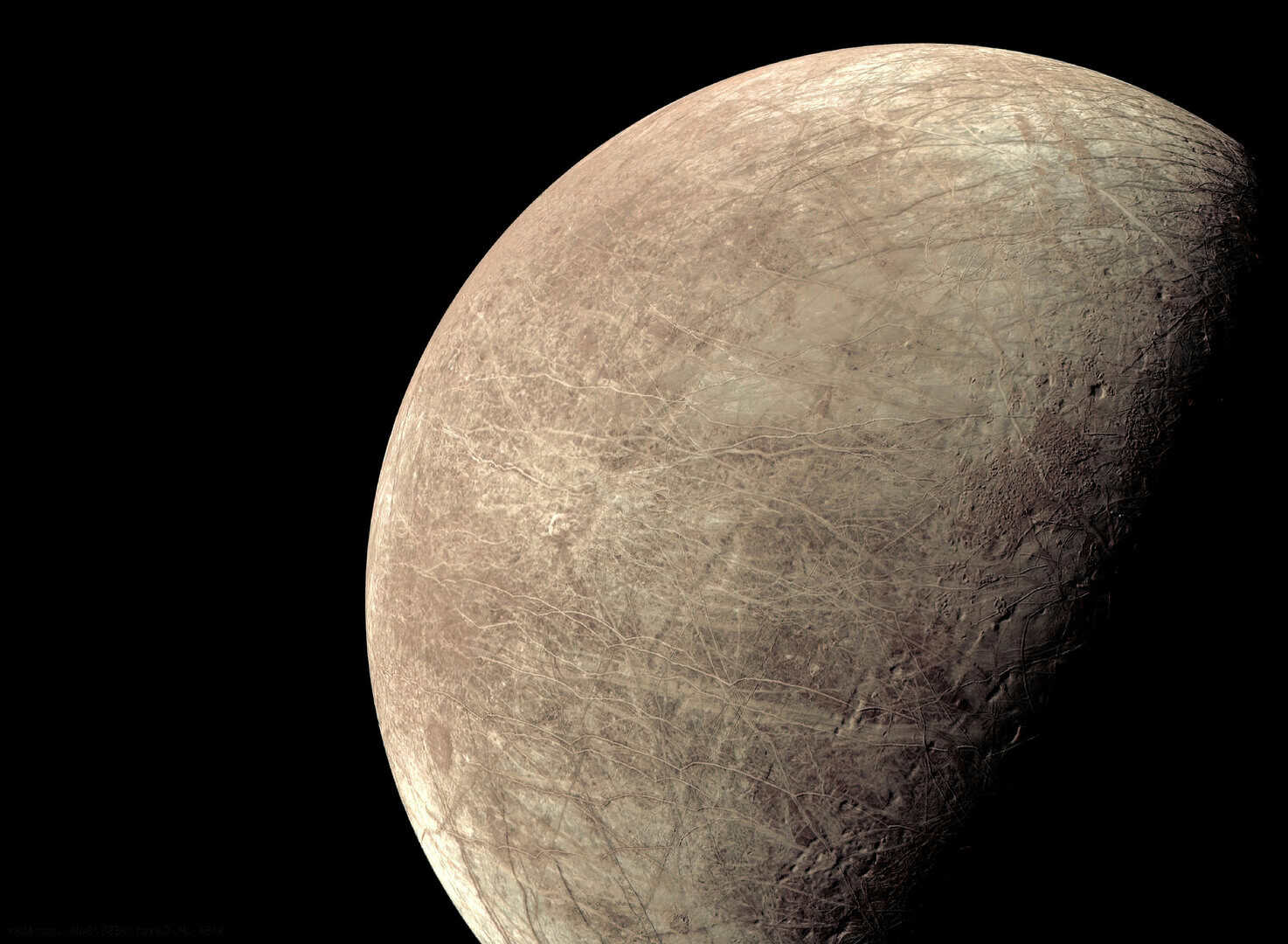 La missione Europa Clipper della NASA: preparativi e test per l’esplorazione della luna di Giove