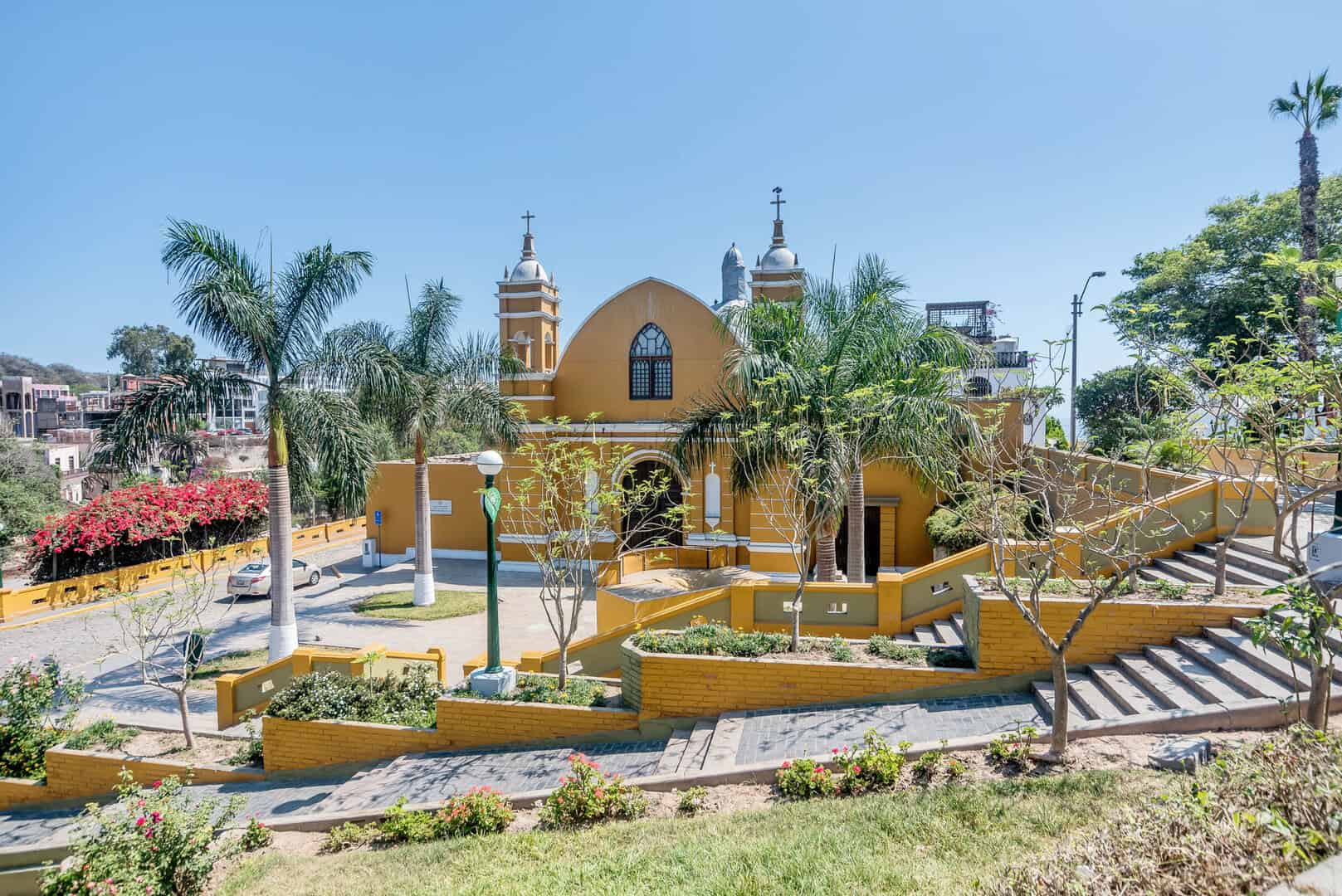 Lima: mercati pittoreschi e grattacieli scintillanti nella metropoli del Perù