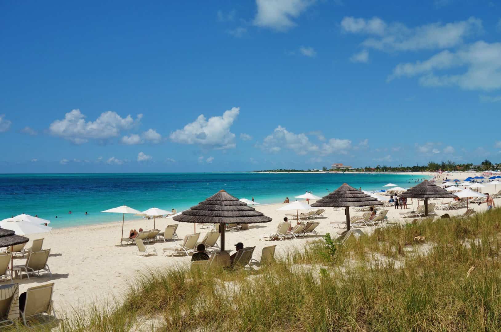Scoprire Providenciales nelle Turks and Caicos: spiagge immacolate e antiche storie di pirati