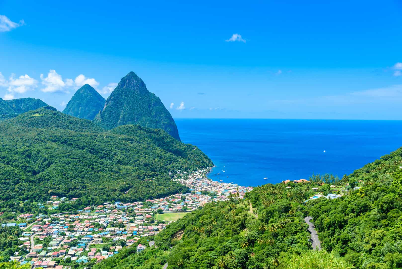 Santa Lucia, gioiello dei Caraibi: spa all’aperto, “Pitons” e biodiversità