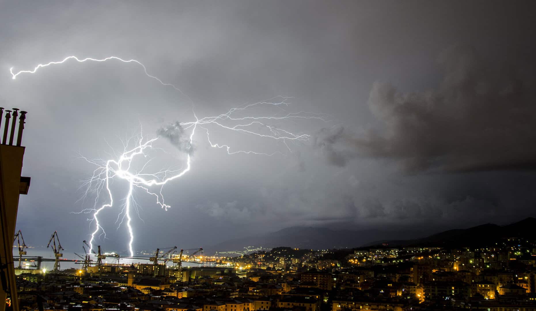 Meteo Torino, dall’Estate all’Autunno. Rischio di grandine. Neve sulle Alpi. Video