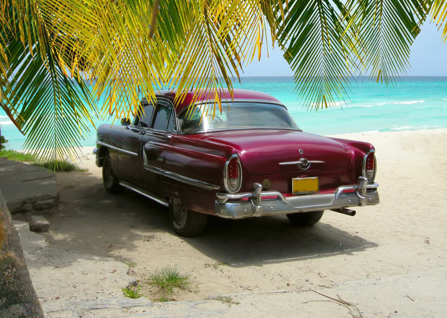 Varadero: sabbia bianchissima e acque turchesi nel fascino retrò di Cuba