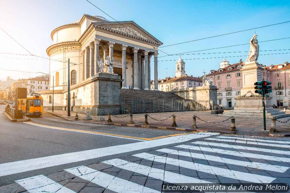 Meteo Torino: domani nuvoloso con rovesci, seguono giornate di quasi sereno