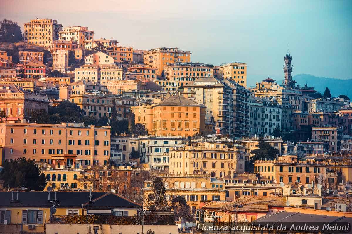 Meteo Genova: Oggi Piovaschi, Domani Sereno